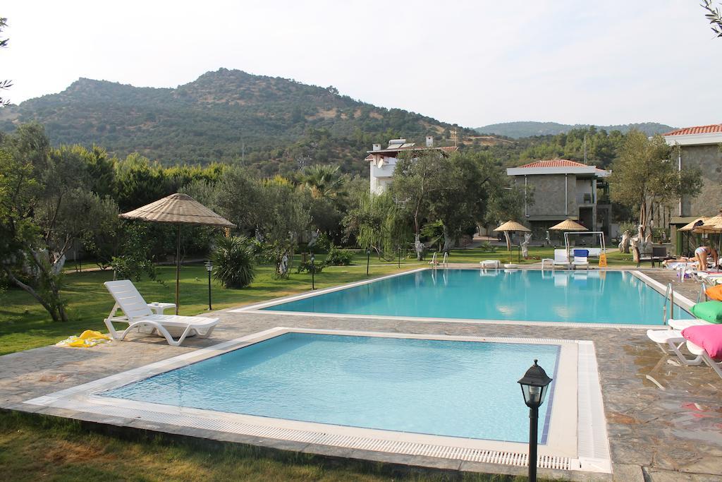Assos Oleas Hotel Ayvacik Exteriör bild